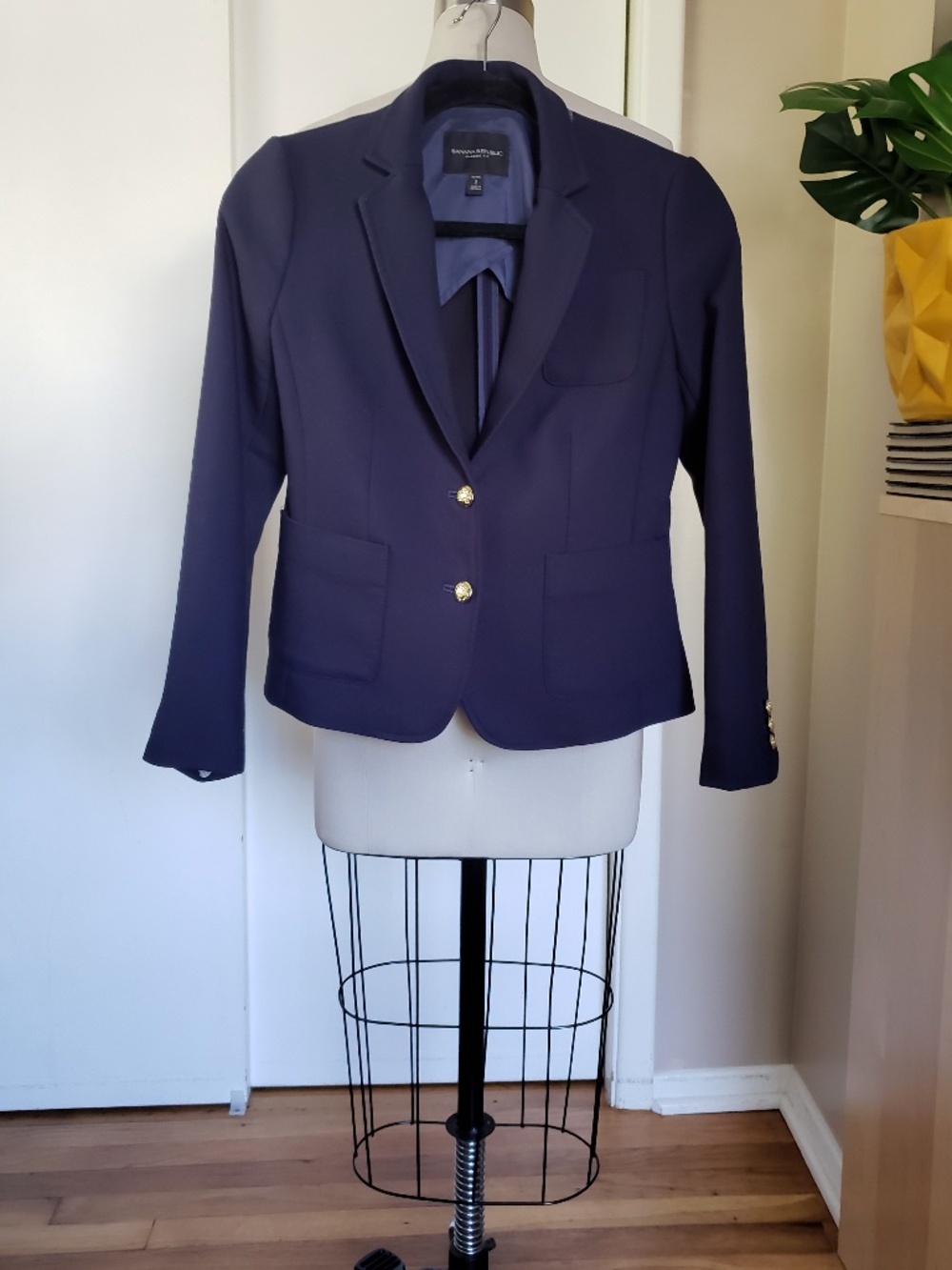 Banana Republic Classic Blazer Size 2P
